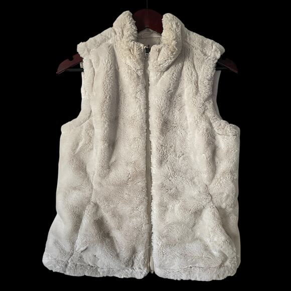 Scandi Faux Fur Vest Reversible Zip Up Warm Cozy Luxe Apres Ski Cream XS/S - Picture 1 of 8